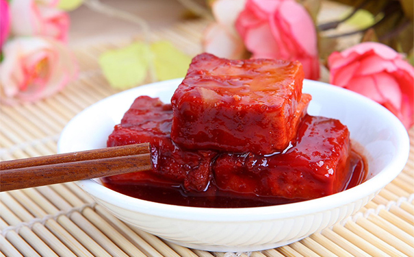 豆腐乳有營養(yǎng)嗎？吃豆腐乳有什么好處？(1)