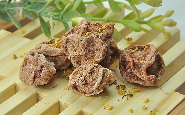 話梅有什么功效？話梅的功效與作用及禁忌(1)