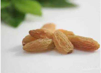 吃葡萄干對(duì)身體好嗎？吃葡萄干的好處有哪些？(4)