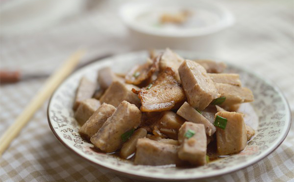 切芋頭為什么手會(huì)癢？為什么切芋頭手會(huì)癢？(1)