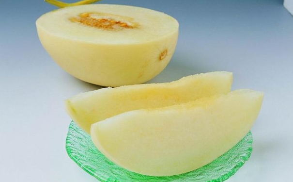 甜瓜有哪些營(yíng)養(yǎng)和功效？甜瓜的功效與作用及禁忌(1)