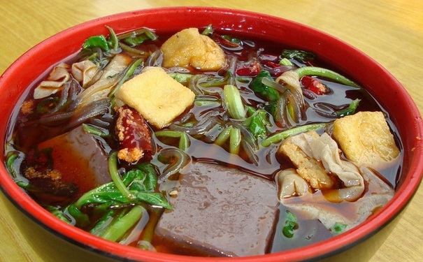 吃麻辣燙的危害有哪些？麻辣燙有哪些危害？(1)