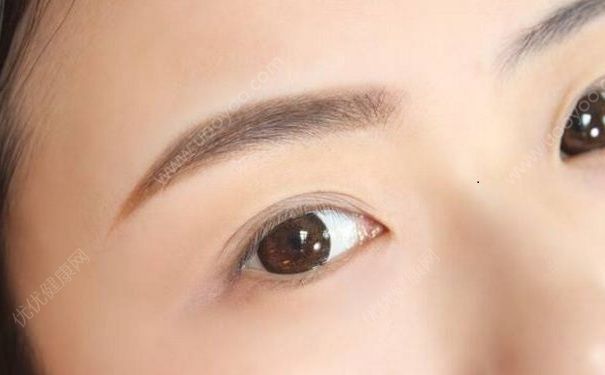 眉毛移植的方法有哪些？眉毛移植價(jià)格貴嗎？(1)