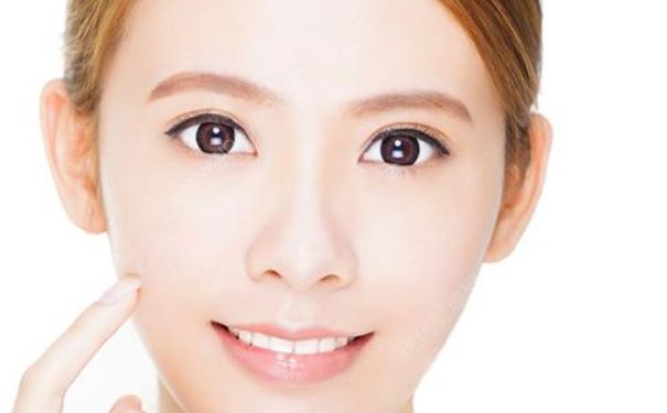 女人怎么保養(yǎng)皮膚？保養(yǎng)皮膚應(yīng)該怎么做？(1)