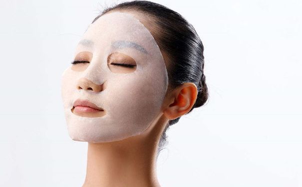 如何自制美白保濕面膜？最有效的美白保濕面膜是什么？(1)