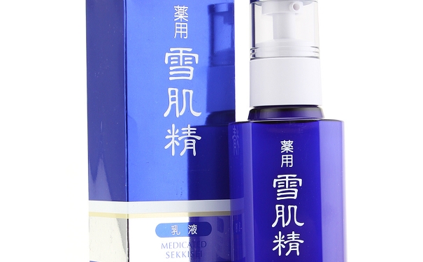 雪肌精白瓶好還是藍瓶好？雪肌精藍瓶和白瓶區(qū)別(1)