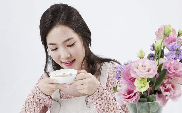 女性如何美容護(hù)膚？美容護(hù)膚該怎么做？(1)