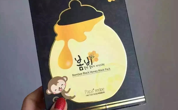 春雨黑面膜為什么掉色？春雨黑面膜為什么精華是黑的？(1)
