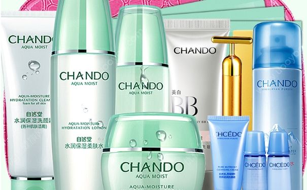 秋冬季節(jié)用什么護(hù)膚產(chǎn)品好？適合秋冬季節(jié)的護(hù)膚產(chǎn)品有哪些？(4)