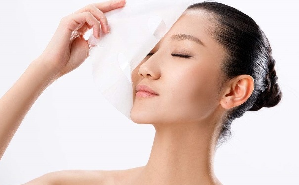 如何自制黑眼圈面膜？怎樣用面膜去黑眼圈最有效？(1)