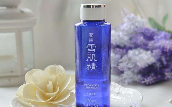 化妝品中為什么要添加酒精？含酒精的化妝水有哪些？(1)