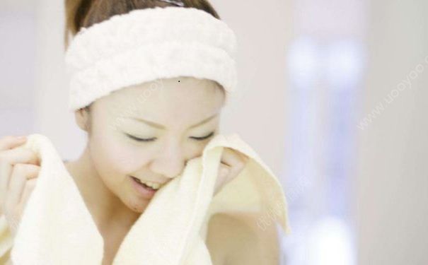 女人洗臉有哪些誤區(qū)？女性護膚有什么誤區(qū)？(1)