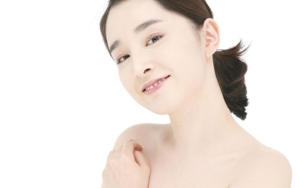 日常生活應(yīng)該如何防曬？怎樣做好防曬的護膚工作？(1)
