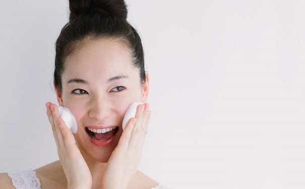 如何挑選合適的洗面奶？怎樣按照膚質挑選洗面奶？(1)