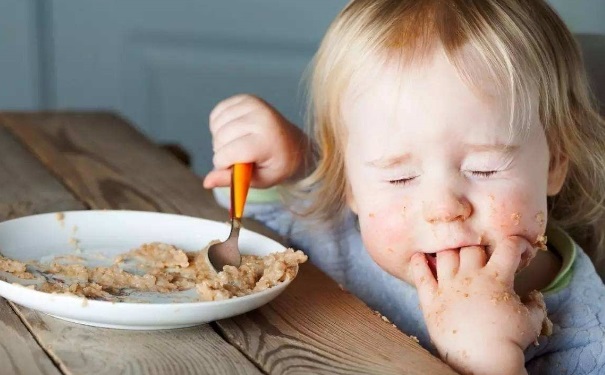 嬰幼兒飲食的禁忌有哪些？嬰幼兒飲食要注意些什么？(1)
