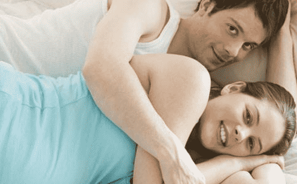 孕期性生活對(duì)胎兒有利嗎？孕期夫妻性生活要注意什么？(1)