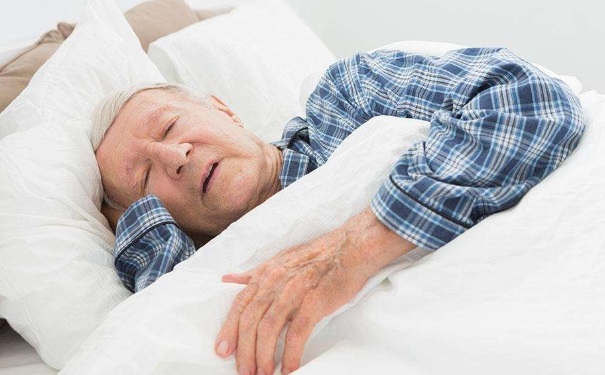 老年人不用睡太久嗎？老人家睡多久才是最佳？(1)