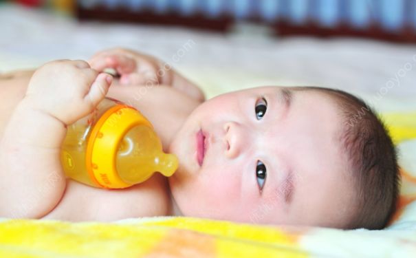 寶寶秋季如何正確補(bǔ)水？寶寶秋季補(bǔ)水的方法有哪些？(4)