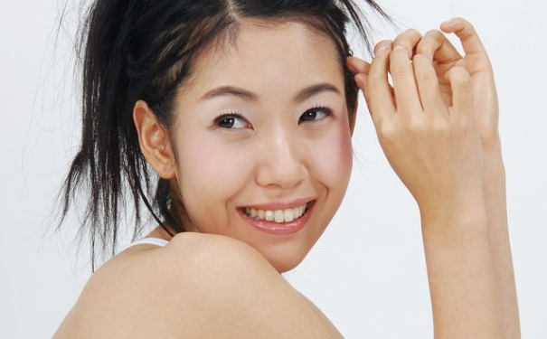 少女初次來月經(jīng)要注意什么？女生初次來月經(jīng)的注意事項(1)