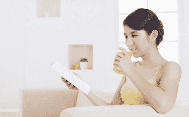 女性怎么喝果汁才能美容？如何喝果汁能起到美容的效果？(1)