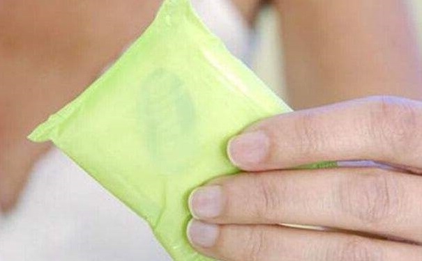 女性使用衛(wèi)生墊要注意什么？使用衛(wèi)生護墊注意事項有哪些？(1)