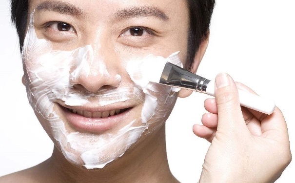 男性怎么樣做美容？男性美容護(hù)膚的方法有哪些？(1)