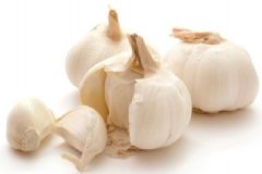 吃大蒜的好處有哪些？吃大蒜的好處和壞處[圖]
