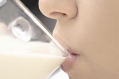 喝牛奶讓人上火嗎？喝牛奶會(huì)不會(huì)上火？[圖]