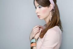 月經(jīng)經(jīng)期過長的原因有哪些？哪些因素會導(dǎo)致經(jīng)期延長？[圖]