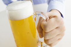 喝酒前喝酸奶好還是牛奶好？喝酒前喝牛奶還是酸奶？[圖]