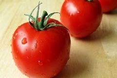 西紅柿怎么做面膜護(hù)膚？西紅柿護(hù)膚面膜怎么做？[圖]