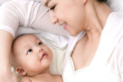 產(chǎn)后吃哪些食物下奶？如何按摩乳房下奶？[圖]