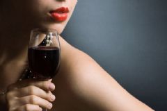 紅酒能冰著喝嗎？紅酒可以冰嗎？[圖]