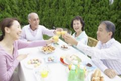 老年人夏天要怎么吃？老年人夏天的飲食原則是什么？[圖]