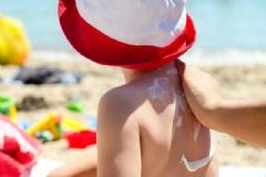 防曬乳要用洗面奶洗嗎？防曬乳不同洗面奶洗可以嗎？[圖]