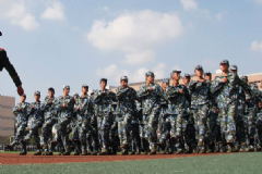 軍訓(xùn)曬后如何快速美白？軍訓(xùn)曬黑了怎么白回來？[圖]