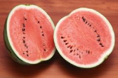 吃冰西瓜拉肚子怎么辦？西瓜吃多了拉肚子怎么辦？[圖]