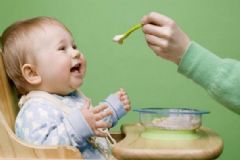 嬰兒不能吃哪些食物？嬰兒要吃哪些食物？[圖]