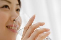 涼開水有什么好處？喝涼開水的好處有哪些？[圖]