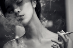 女性經(jīng)常吸煙的危害有哪些？女性經(jīng)常吸煙有什么危害？[圖]