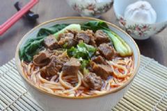 臉上長痘痘可以吃牛肉嗎？臉上長痘痘能吃牛肉嗎？[圖]