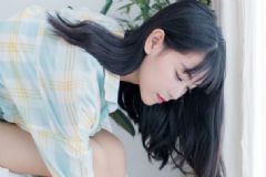 來月經(jīng)時頭疼怎么辦？來月經(jīng)時頭疼如何緩解？[圖]