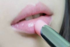 變色口紅為什么會(huì)變色？變色口紅有什么危害嗎？[圖]
