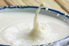 用牛奶怎么洗臉？牛奶洗臉的技巧有哪些？[圖]