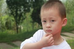 寶寶頭發(fā)多剃長(zhǎng)得快嗎？怎么讓寶寶的頭發(fā)長(zhǎng)得快？[圖]