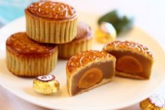 月餅?zāi)芊疟浔４鎲?？月餅放冰箱能放多久？[多圖]