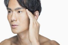 男人如何選擇爽膚水？男士用爽膚水有什么作用？[圖]