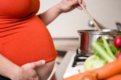 孕婦水喝多了會(huì)水腫嗎？孕婦喝紅豆水消腫嗎？[圖]