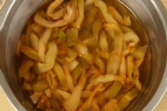 榨菜酸了還能吃嗎？腌的榨菜會(huì)酸怎么辦？[多圖]