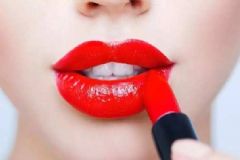 口紅出汗還能用嗎？口紅出汗是怎么回事？[圖]